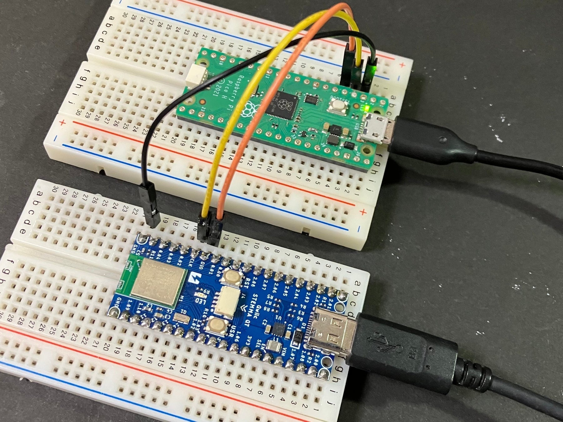 Raspberry Pi デバッグプローブ / PicoでnRF54L15開発ボードにファームウェアを書き込む手順