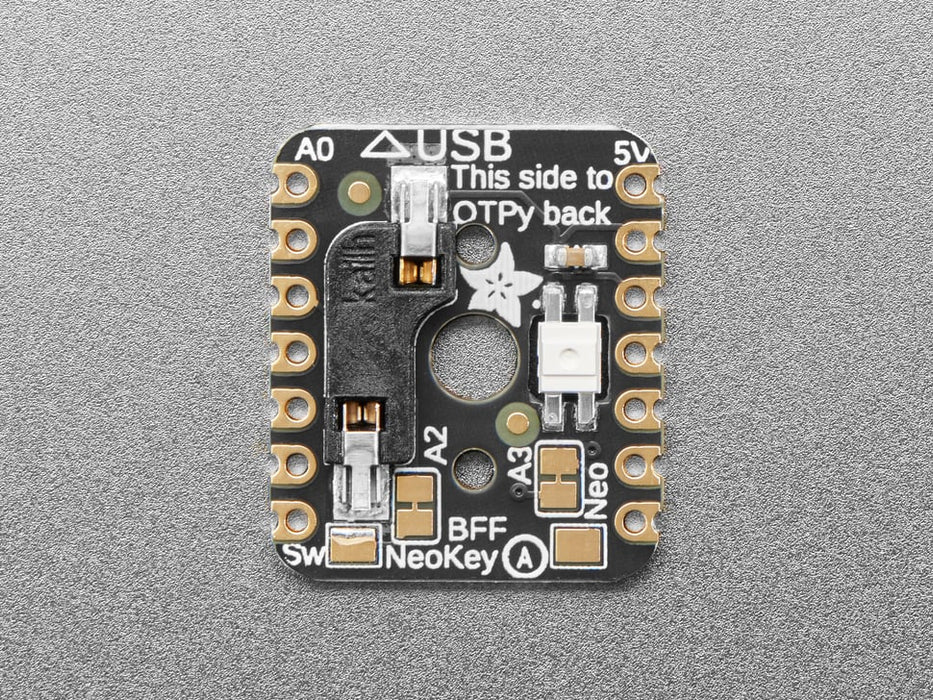 Adafruit QT Py/Xiao用 スイッチ/LEDボード（MX互換キースイッチ用）